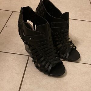 Brand new black heels